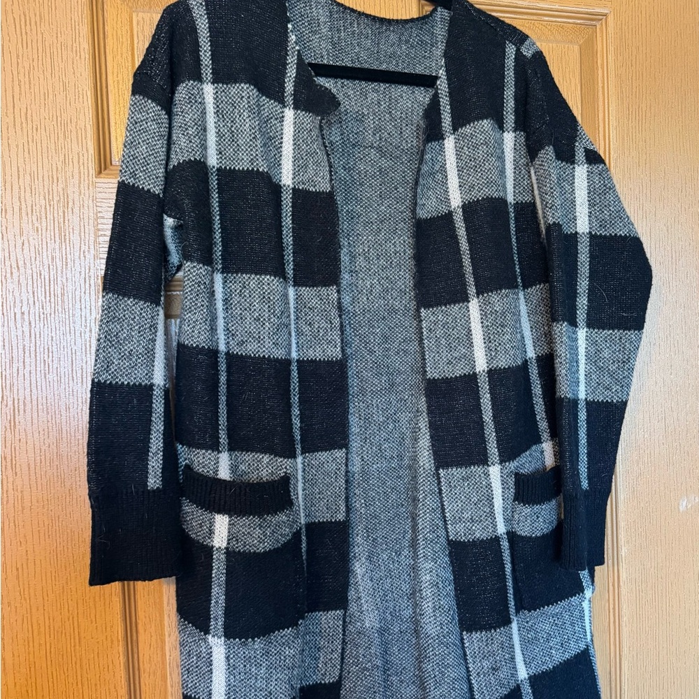 SHEIN Black & Gray Plaid Open-Front Women's Cardigan
